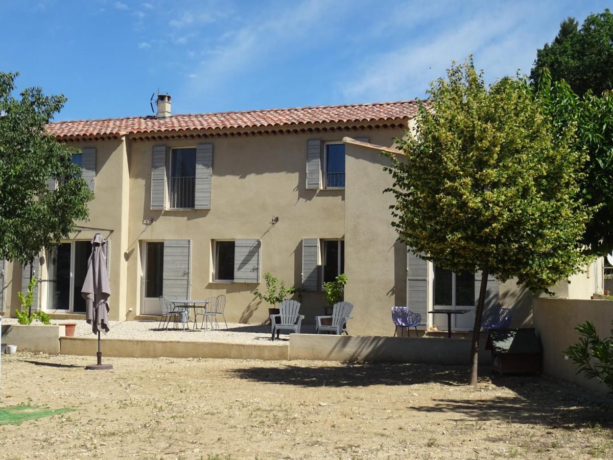 Campagne Ceres Bed & Breakfast Le Puy-Sainte-Reparade Ngoại thất bức ảnh